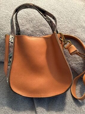 Madewell Sydney Leather Snake Embossed Crossbody Bag Tan